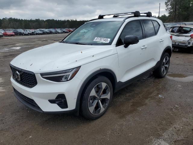 2023 VOLVO XC40 PLUS, 