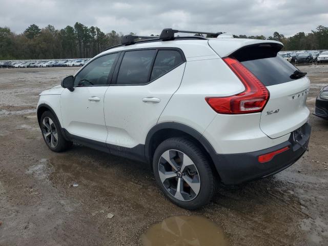 YV4K92HW5P2044221 - 2023 VOLVO XC40 PLUS WHITE photo 2