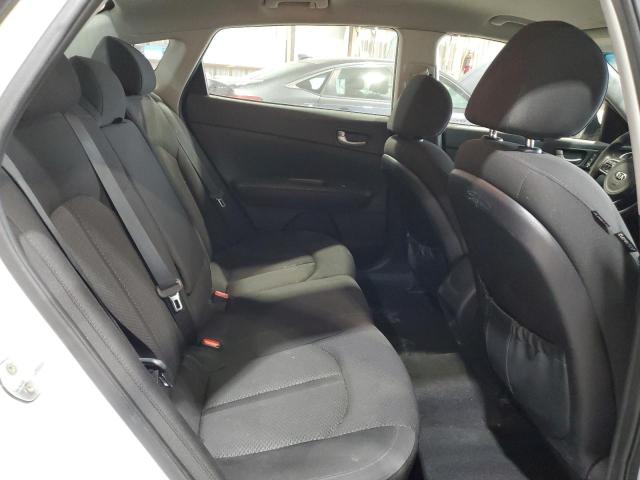 5XXGT4L3XGG033681 - 2016 KIA OPTIMA LX 白色 照片 10