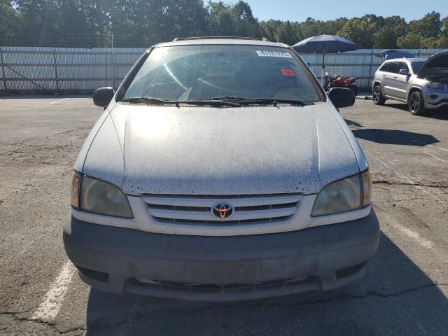 4T3ZF13C62U501619 - 2002 TOYOTA SIENNA LE WHITE photo 5
