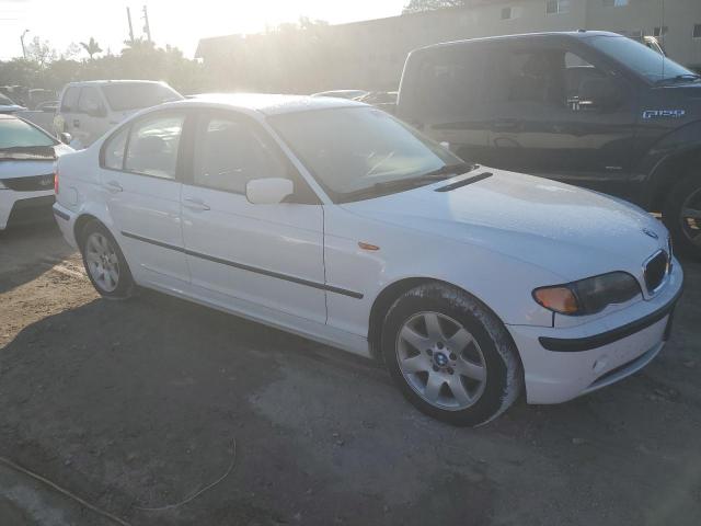 WBAEU33423PM55015 - 2003 BMW 325 XI WHITE photo 4