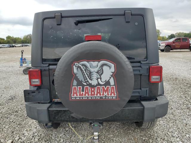 1C4HJWEG0JL927251 - 2018 JEEP WRANGLER UNLIMITED SAHARA BLACK photo 6