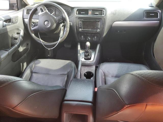 3VWDP7AJ5DM449235 - 2013 VOLKSWAGEN JETTA SE Grau Foto 8