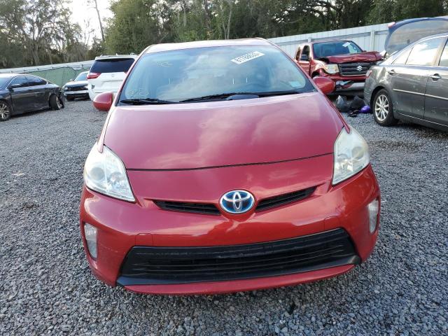 JTDKN3DU6F1938595 - 2015 TOYOTA PRIUS RED photo 5