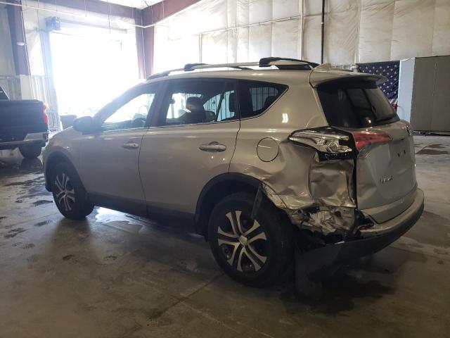 2T3BFREV2HW591407 - 2017 TOYOTA RAV4 LE Արծաթագույն լուսանկար 2