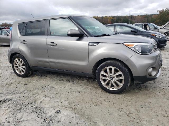 KNDJP3A57H7495859 - 2017 KIA SOUL + SILVER photo 4