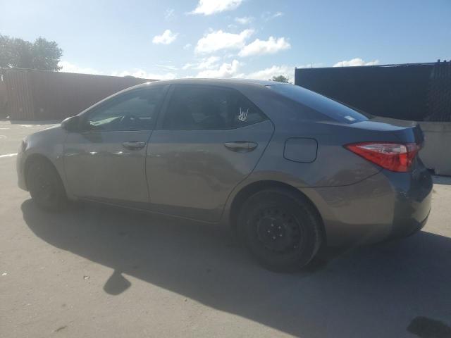 5YFBURHE2HP735095 - 2017 TOYOTA COROLLA L ნაცრისფერი ფოტო 2