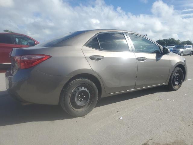 5YFBURHE2HP735095 - 2017 TOYOTA COROLLA L ნაცრისფერი ფოტო 3