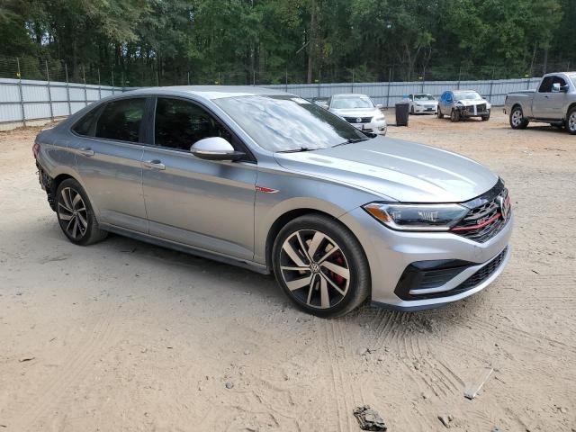 3VW5T7BU9KM212835 - 2019 VOLKSWAGEN JETTA GLI Сріблястий фото 4