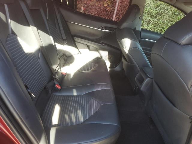 4T1B11HK8JU528005 - 2018 TOYOTA CAMRY L MAROON photo 10