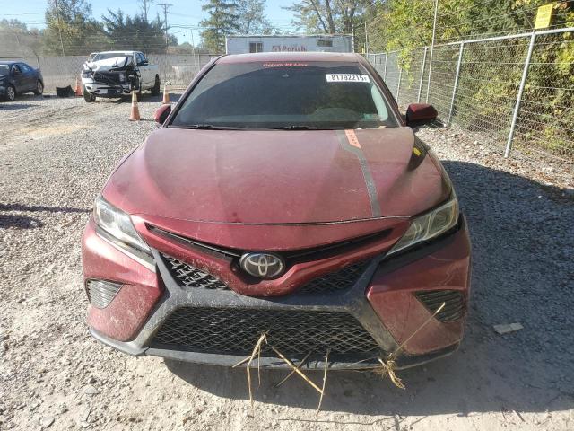 4T1B11HK8JU528005 - 2018 TOYOTA CAMRY L MAROON photo 5