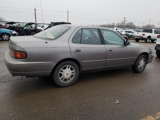 4T1VK13E0PU052112 - 1993 TOYOTA CAMRY XLE GRAY photo 3