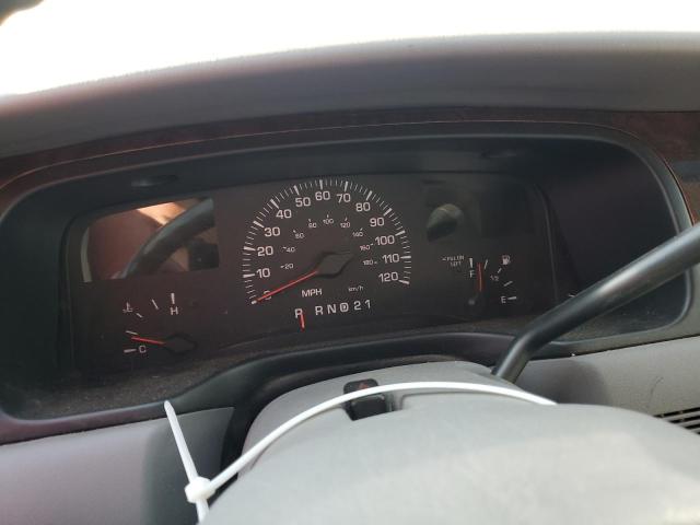 1L1FM81W2YY852957 - 2000 LINCOLN TOWN CAR EXECUTIVE თეთრი ფოტო 9