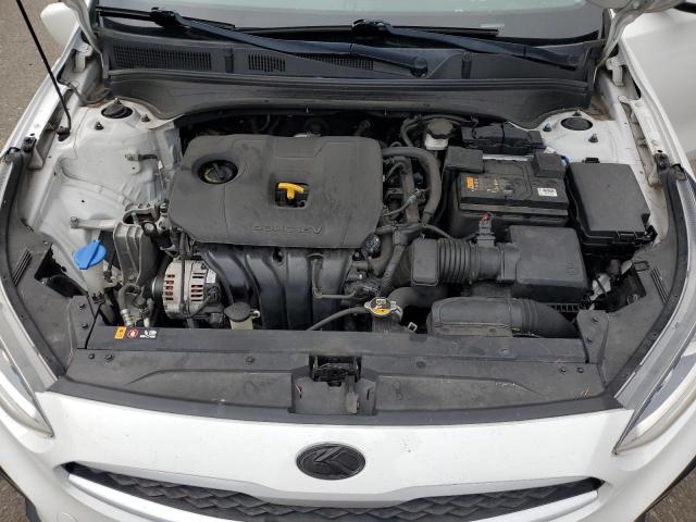 3KPF24AD8KE088447 - 2019 KIA FORTE FE WHITE photo 11