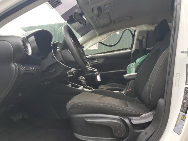 3KPF24AD8KE088447 - 2019 KIA FORTE FE WHITE photo 7