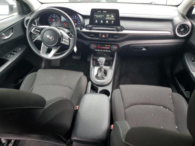 3KPF24AD8KE088447 - 2019 KIA FORTE FE WHITE photo 8