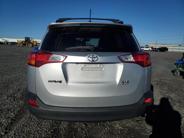 2T3RFREV5FW264740 - 2015 TOYOTA RAV4 XLE SILVER photo 6