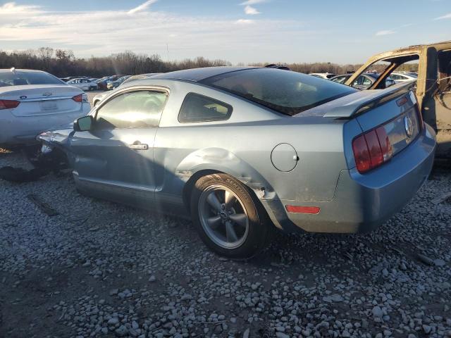 1ZVFT80N965260272 - 2006 FORD MUSTANG BLUE photo 2