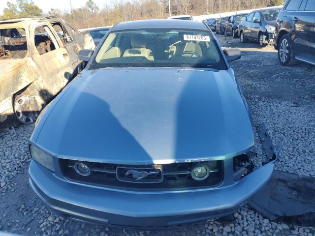 1ZVFT80N965260272 - 2006 FORD MUSTANG BLUE photo 5