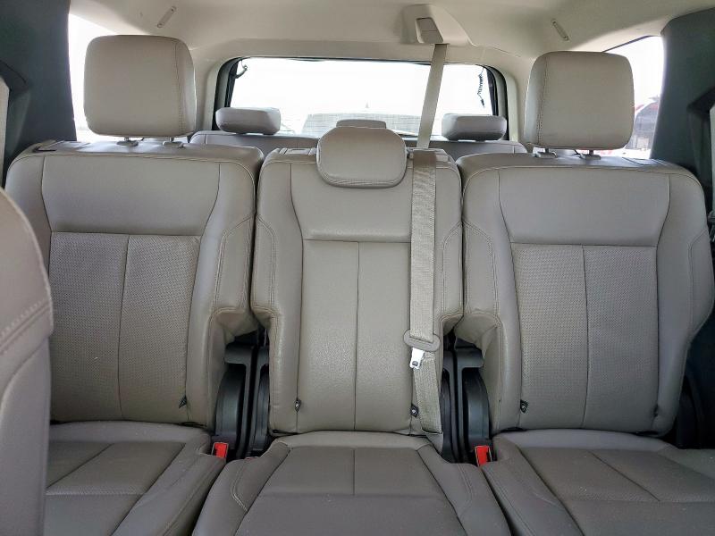 1FMJU1HT6KEA76918 - 2019 FORD EXPEDITION XLT Blanc photo 10