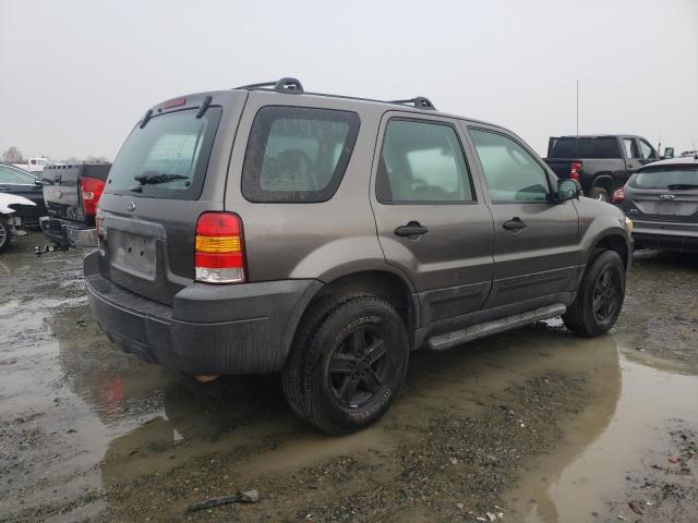 1FMYU02Z65KE02213 - 2005 FORD ESCAPE XLS GRAY photo 3