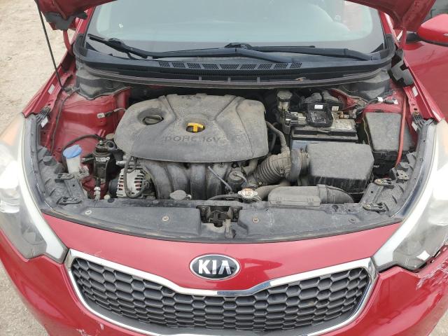 KNAFK4A68G5567193 - 2016 KIA FORTE LX MAROON photo 11