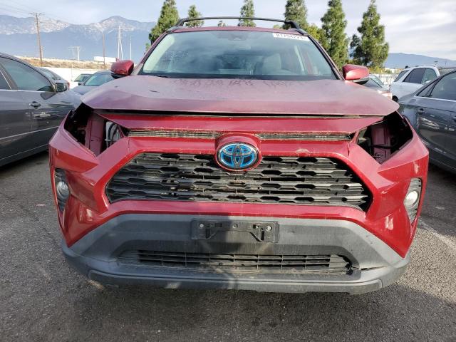 2T3RWRFVXLW081764 - 2020 TOYOTA RAV4 XLE RED photo 5