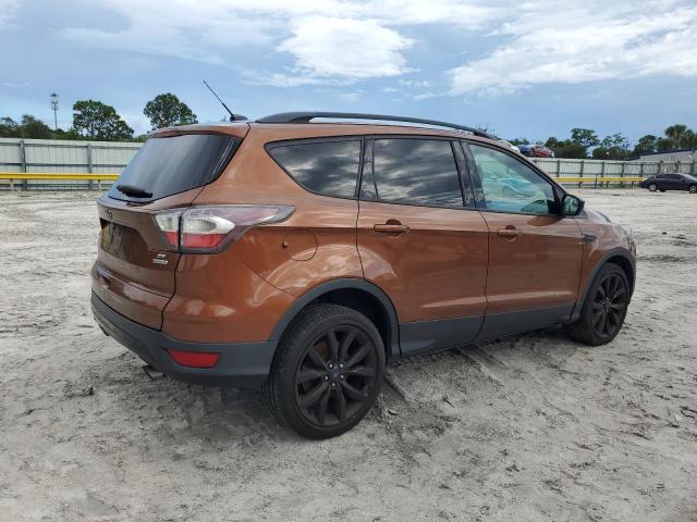 1FMCU0GD1HUA09574 - 2017 FORD ESCAPE SE 橙色 照片 3