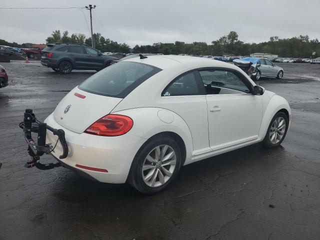 3VWRL7AT1DM663576 - 2013 VOLKSWAGEN BEETLE 白色 照片 3