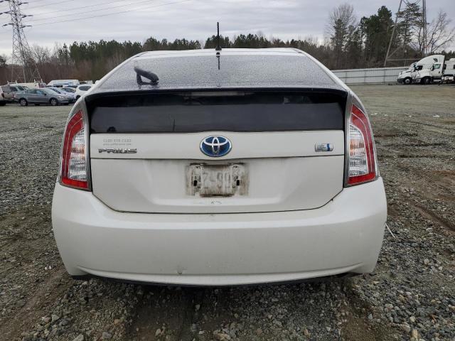 JTDKN3DU1D5538563 - 2013 TOYOTA PRIUS WHITE photo 6