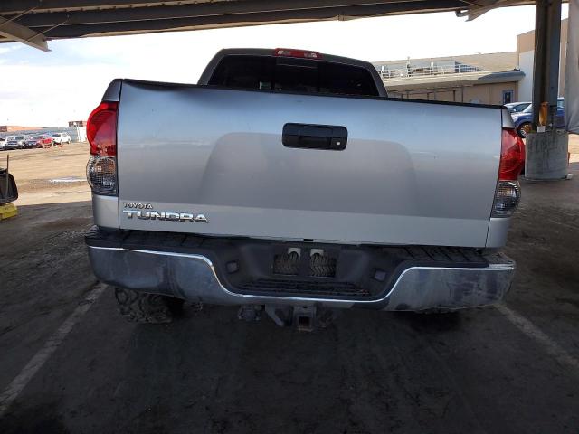 5TFRV541X7X014708 - 2007 TOYOTA TUNDRA DOUBLE CAB SR5 SILVER photo 6