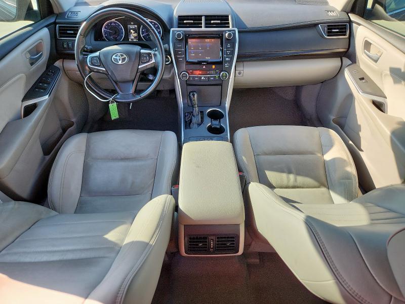 4T1BF1FK9GU503658 - 2016 TOYOTA CAMRY LE BLUE photo 8