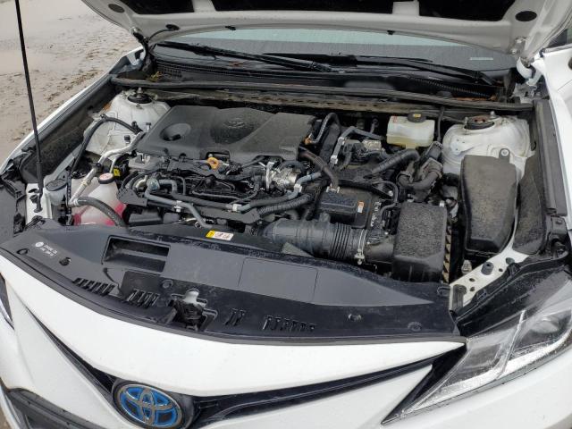 4T1H31AK6NU583301 - 2022 TOYOTA CAMRY LE WHITE photo 11