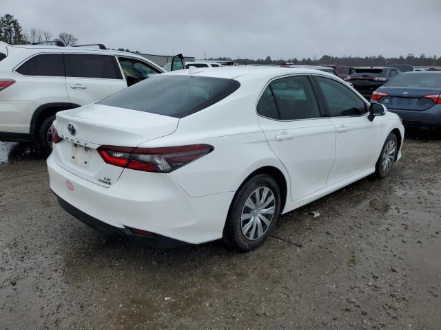 4T1H31AK6NU583301 - 2022 TOYOTA CAMRY LE WHITE photo 3