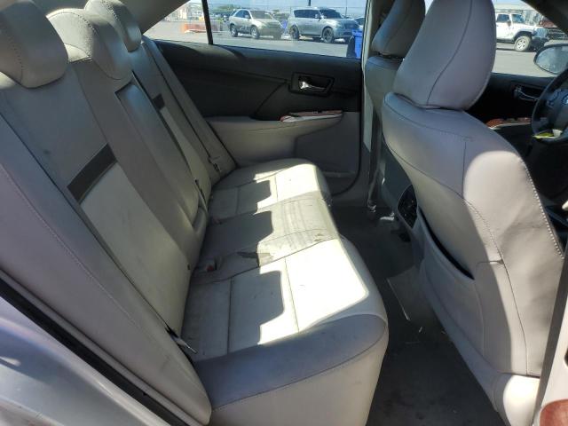 4T1BK1FK7EU546095 - 2014 TOYOTA CAMRY SE 银色 照片 10