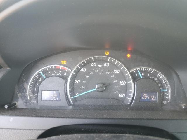 4T1BK1FK7EU546095 - 2014 TOYOTA CAMRY SE 银色 照片 9