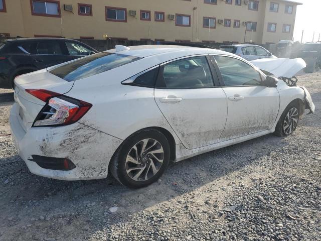 19XFC2F72JE002861 - 2018 HONDA CIVIC EX თეთრი ფოტო 3