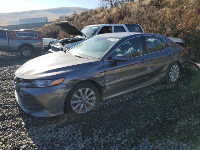 4T1B11HK1JU646459 - 2018 TOYOTA CAMRY L GRAY photo 1