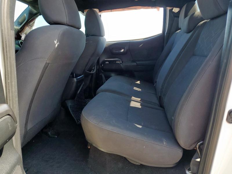 3TMCZ5AN1HM100773 - 2017 TOYOTA TACOMA DOUBLE CAB Weiß Foto 10