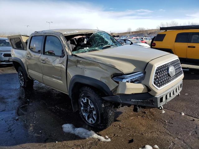 3TMCZ5AN6JM158898 - 2018 TOYOTA TACOMA DOUBLE CAB TAN photo 4