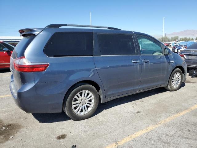 5TDYZ3DC6HS789486 - 2017 TOYOTA SIENNA XLE BLUE photo 3