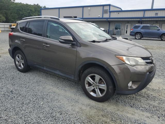 2T3WFREV0FW160157 - 2015 TOYOTA RAV4 XLE BROWN photo 4