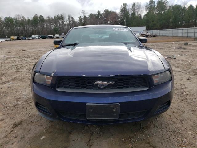 1ZVBP8AN7A5106539 - 2010 FORD MUSTANG BLUE photo 5