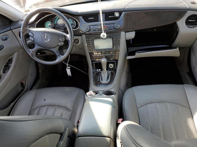 WDDDJ72X97A104577 - 2007 MERCEDES-BENZ CLS 550 银色 照片 8