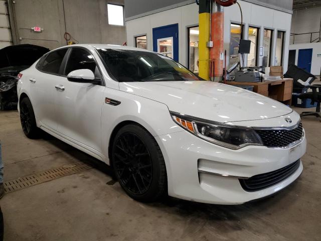 5XXGT4L38JG187782 - 2018 KIA OPTIMA LX WHITE photo 4