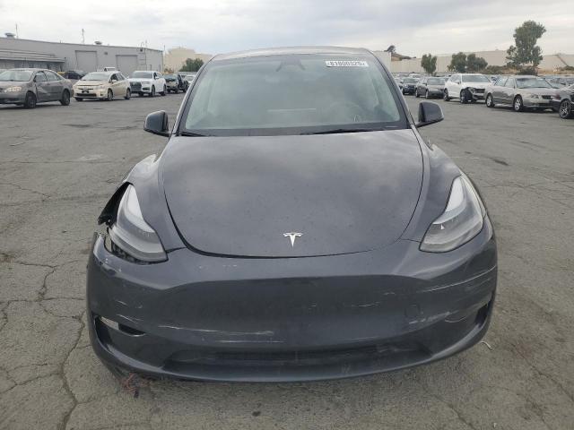 7SAYGDEF4RF027593 - 2024 TESLA MODEL Y Сұр фото 5