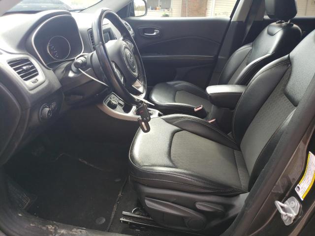 3C4NJDBB4KT849935 - 2019 JEEP COMPASS LATITUDE فحمي صورة 7
