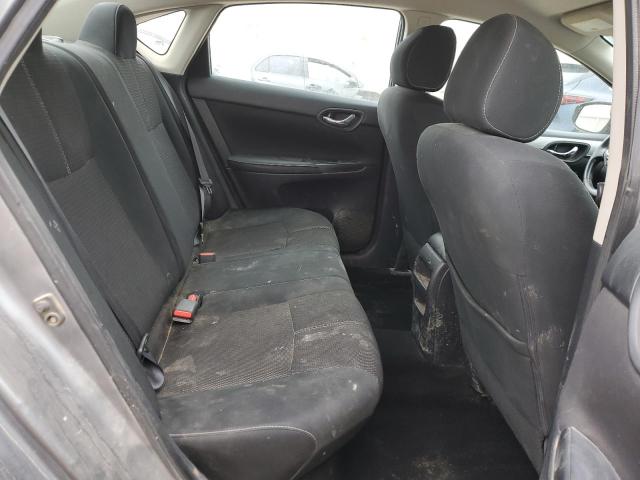 3N1AB7AP7JY286894 - 2018 NISSAN SENTRA S 灰色 照片 10