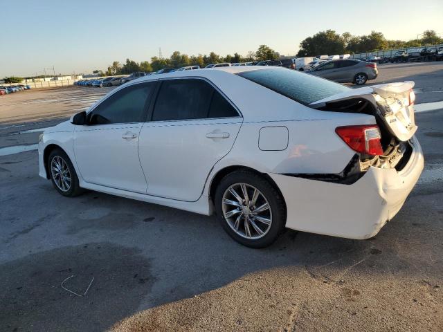 4T1BF1FK2CU198403 - 2012 TOYOTA CAMRY BASE Blanco foto 2