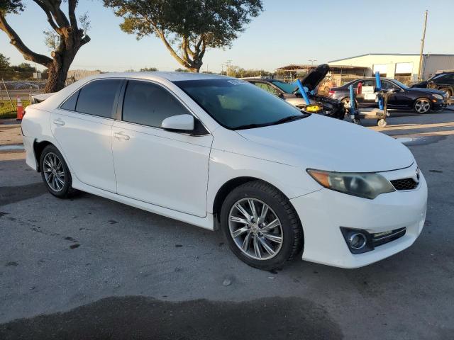 4T1BF1FK2CU198403 - 2012 TOYOTA CAMRY BASE Blanco foto 4